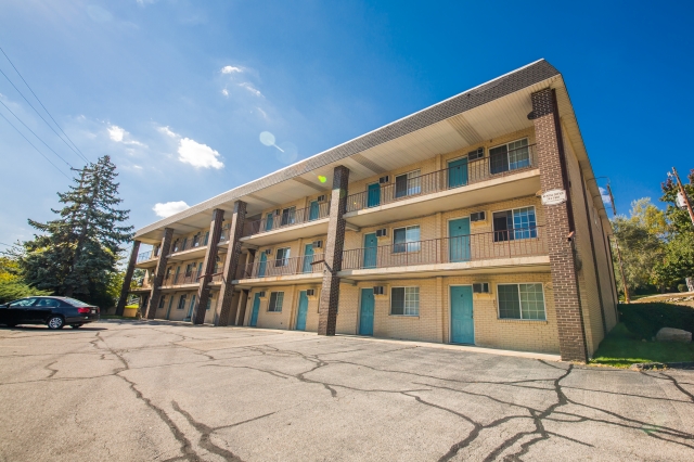 find-apartments/Crestview-III/425-South-River-Road-West-Lafayette/249