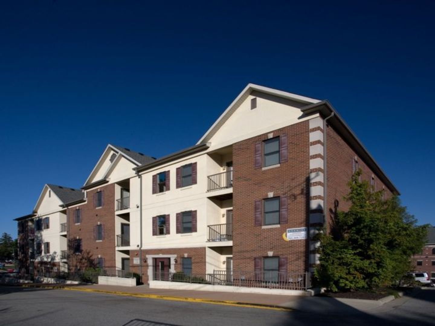 find-apartments/Salisbury-Place/130-South-Salisbury-Street-West-Lafayette/2102